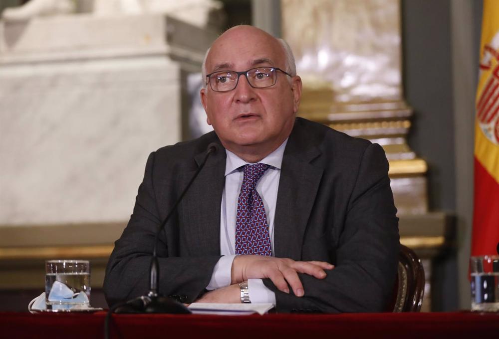 Archive - MEP Javier Zarzalejos speaks at a book presentation ceremony Archive