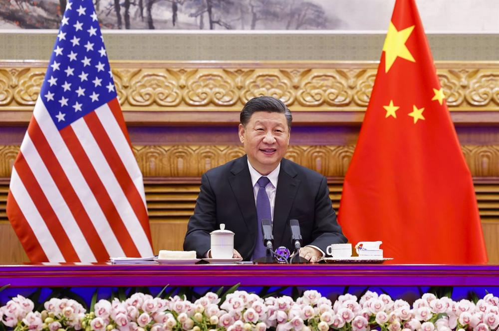 Archivio - Il presidente cinese Xi Jinping durante un incontro in videoconferenza con il suo omologo statunitense Joe Biden. Archivio