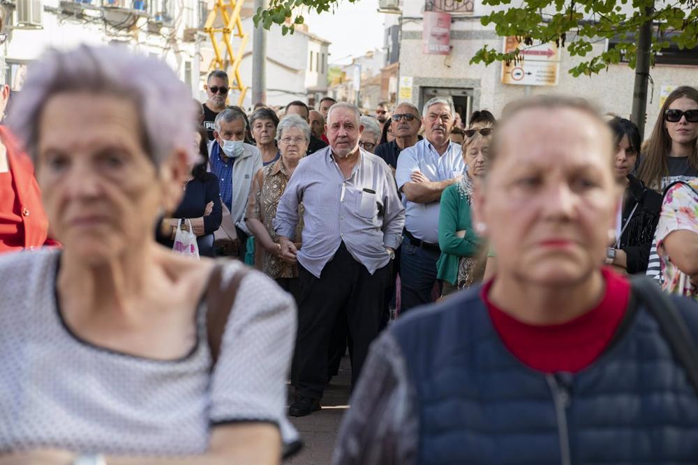 Cinco minutos de silencio por los dos asesinados a tiros este miercoles en Argamasilla Cinco