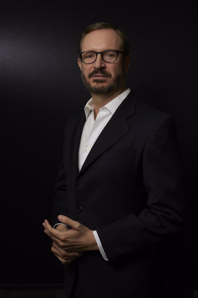 El portavoz del Grupo Parlamentario Popular en el Senado de España, Javier Maroto, posa para Europa Press, a 31 de octubre de 2022, en Madrid (España). Maroto es licenciado en Ciencias Económicas y Empresariales. Fue diputado por Álava en las Cortes Gener El