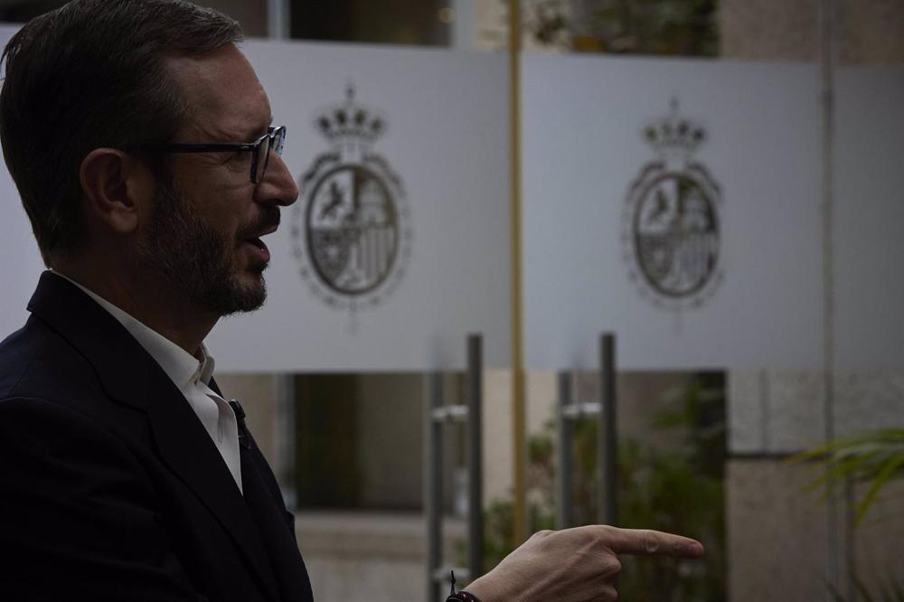 El portavoz del Grupo Parlamentario Popular en el Senado de España, Javier Maroto, durante una entrevista para Europa Press, a 31 de octubre de 2022, en Madrid (España). Maroto es licenciado en Ciencias Económicas y Empresariales. Fue diputado por Álava e El