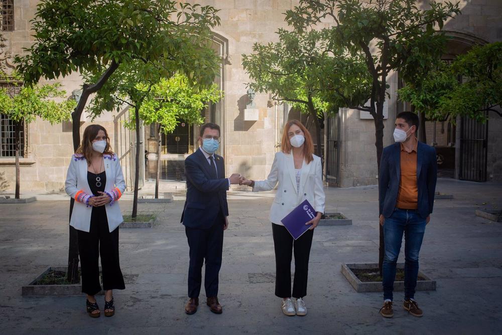 Archivo - La consellera de Presidencia, Laura Vilagrà; el presidente de la Generalitat, Pere Aragonès; la líder de los comuns en el Parlament, Jéssica Albiach; y el portavoz de los comuns, David Cid, en una reunión en junio de 2021. ARCHIVO. Archivo