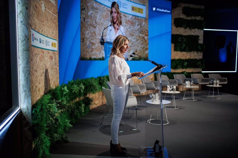 La vicepresidenta segunda y ministra de Trabajo, Yolanda Díaz, interviene en un acto de clausura del Foro 'Global Deal' de la OCDE, en Casa de América, a 3 de noviembre de 2022, en Madrid (España). La