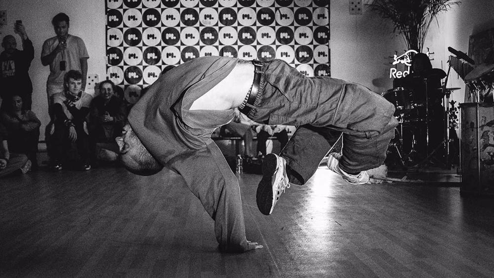 Archivo - El bailarín pacense Chey Jurado. Archivo