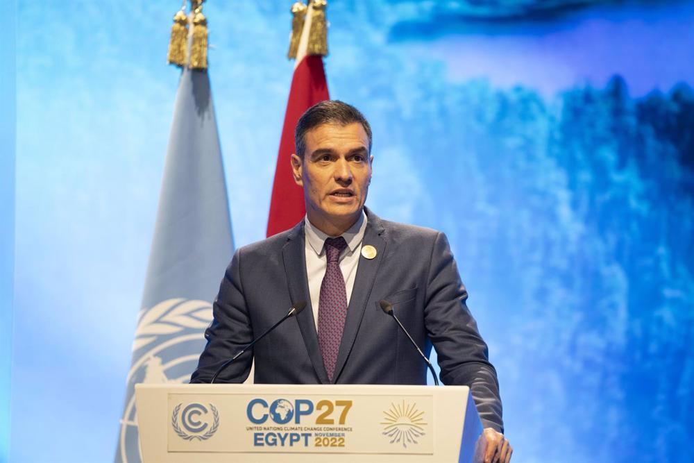 07 November 2022, Egypt, Sharm El-Sheikh: Spanish Prime Minister Pedro Sanchez delivers his speech during the High Level Summit of the 2022 United Nations Climate Change Conference COP27 at the International Convention Center. Photo: Gehad Hamdy/dpa 07