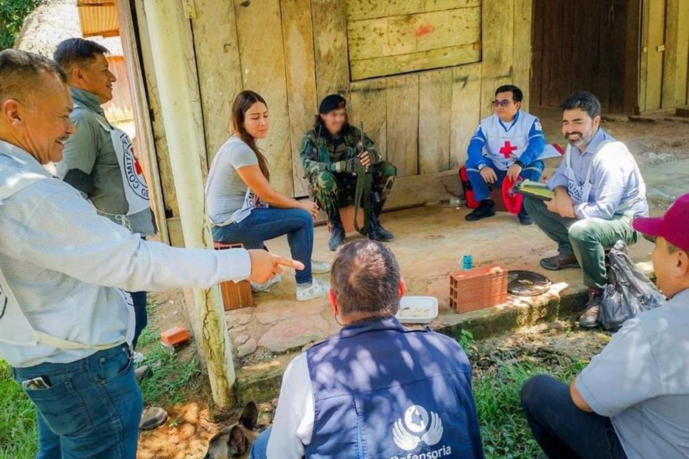 Archivio - Consegna degli ostaggi al CICR e all'Ufficio dell'Ombudsman colombiano Archivio