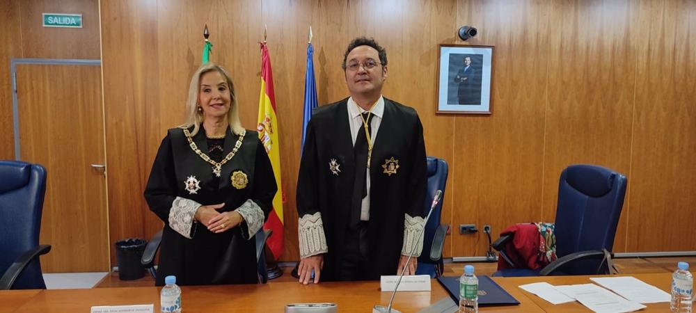 El fiscal general del estado, Álvaro García Ortiz, y la fiscal superior de Andalucía, Ana Tárrago, en Málaga. El