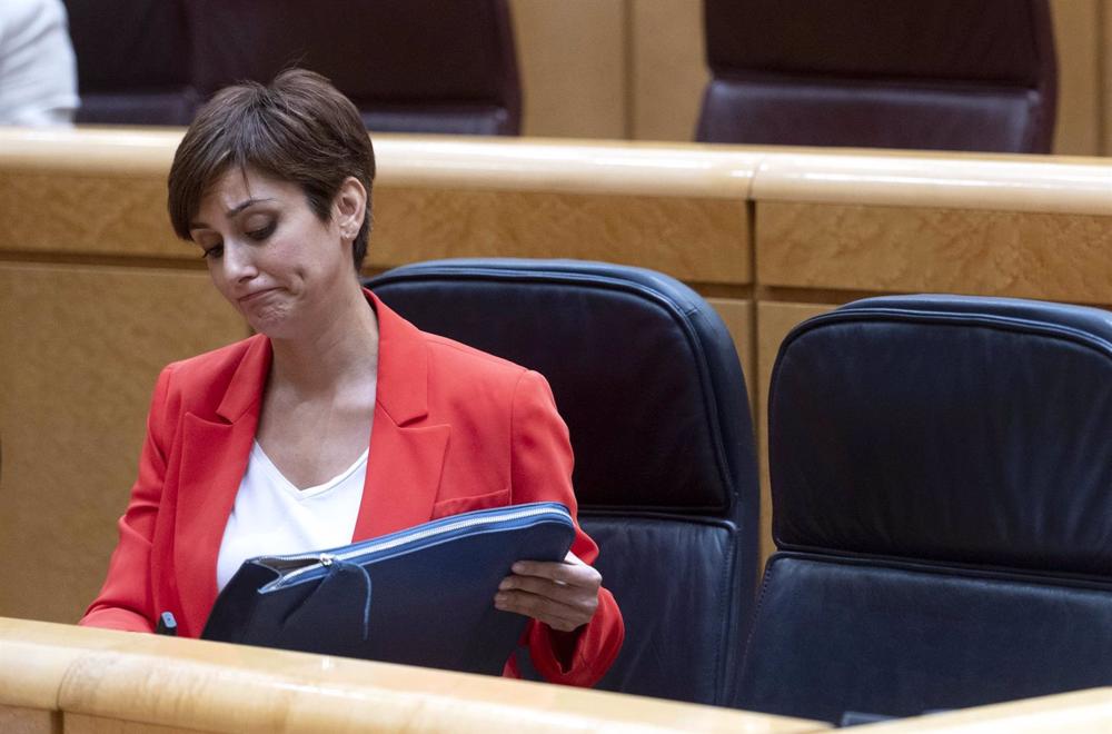 Archivo - La ministra Portavoz, Isabel Rodríguez, Archivo