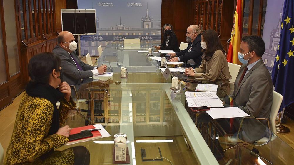 Archivo - Reunión de Pilar Llop con AJFV Archivo