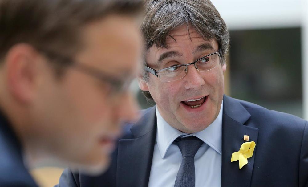 Archivo - El expresidente de Cataluña Carles Puigdemont da una conferencia de prensa en Berlín Archivo