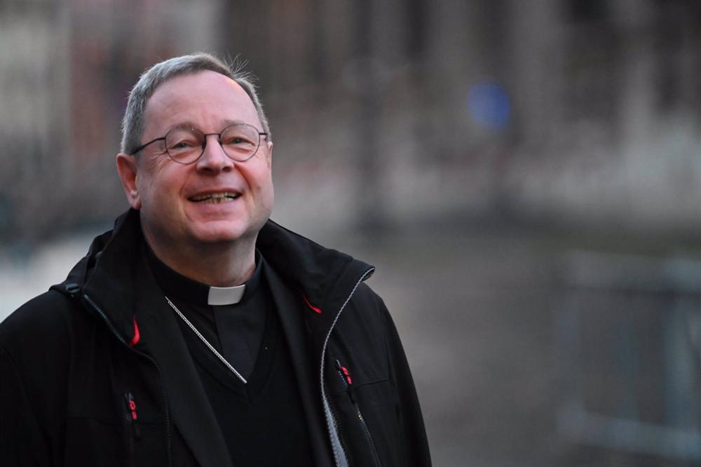 L'évêque de Limburg et président de la Conférence épiscopale allemande, Georg Baetzing, à son arrivée au Vatican pour la visite L'évêque