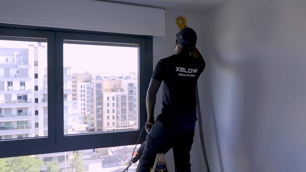 Ni / Iberdrola Fomenta El Aislamiento Térmico Para Ayudar A Las Familias A Reducir Un 30% Su Gasto Energético Ni