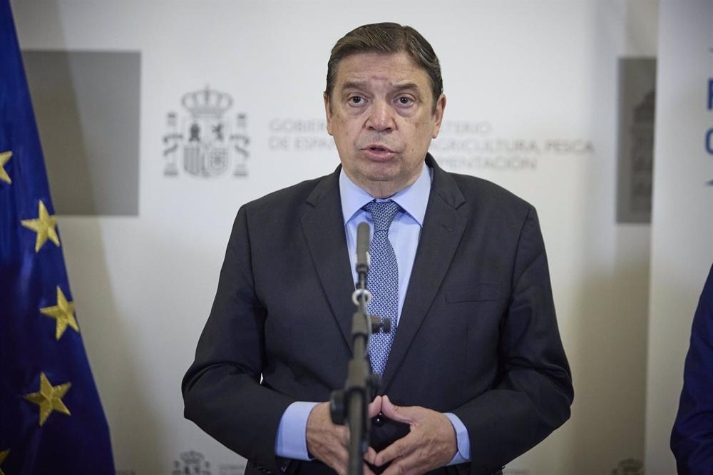 Archivo - El ministro de Agricultura, Pesca y Alimentación, Luis Planas, a 21 de octubre de 2022, en Madrid (España). Archivo
