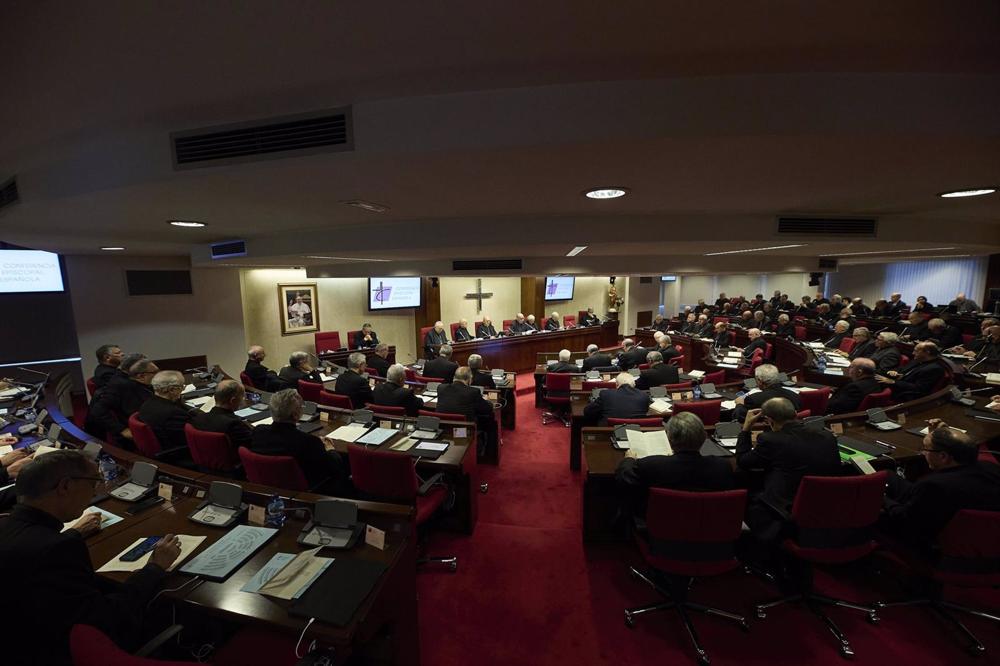 Los obispos españoles reunidos en la CXX Asamblea Plenaria de la CEE. Los