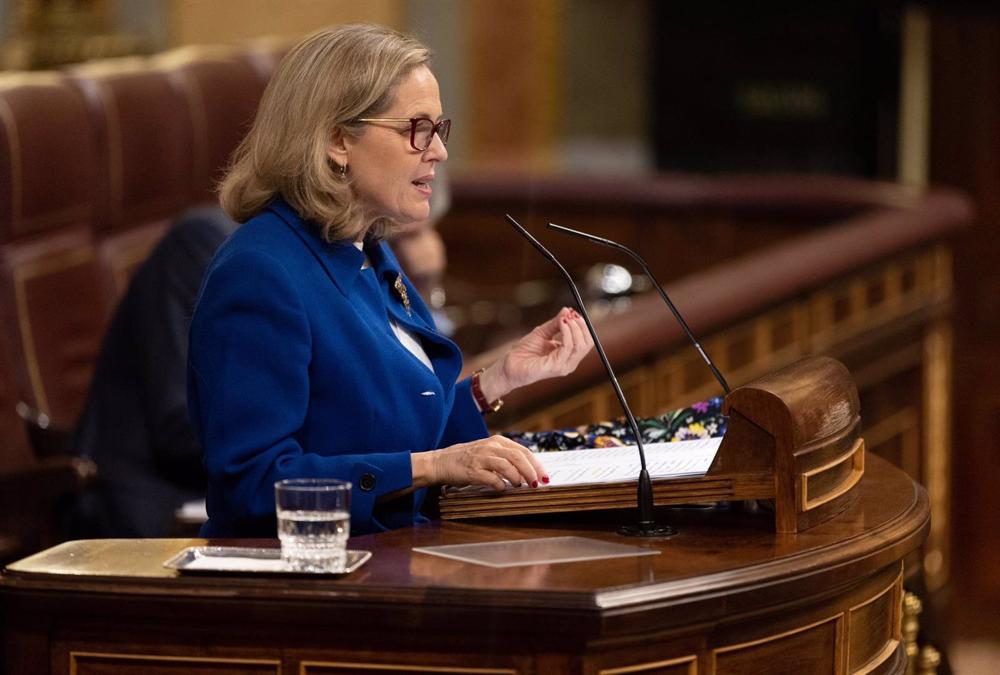 La vicepresidenta primera y ministra de Asuntos Económicos y Transformación Digital, Nadia Calviño, en una sesión plenaria en el Congreso de los Diputados, a 23 de noviembre de 2022, en Madrid (España). Los Presupuestos Generales del Estado (PGE) para 202 La