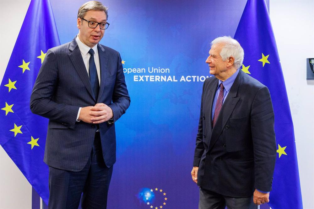 El Alto Representante de la UE para Asuntos Exteriores y Política de Seguridad, Josep Borrell, y el presidente serbio, Aleksandar Vucic El