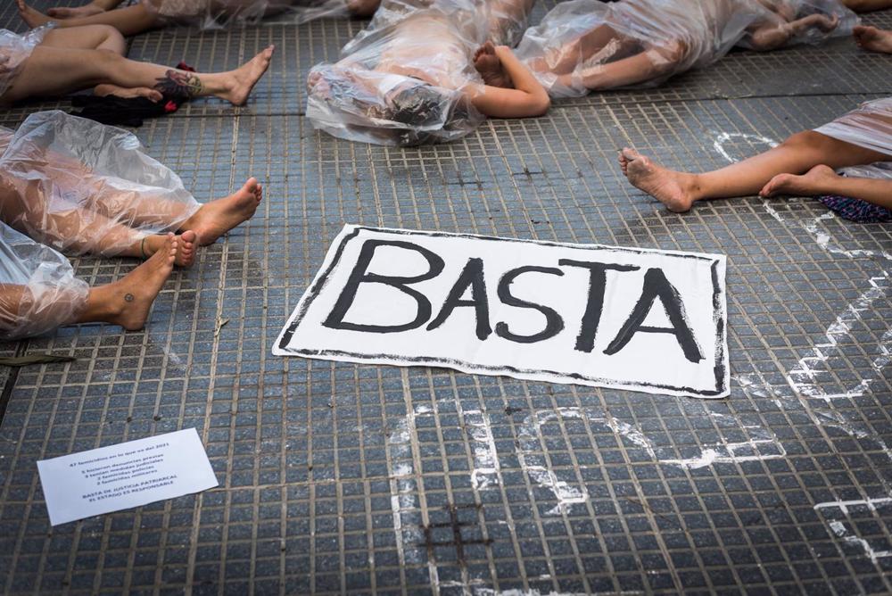 Une manifestation contre la violence envers les femmes en Argentine Une