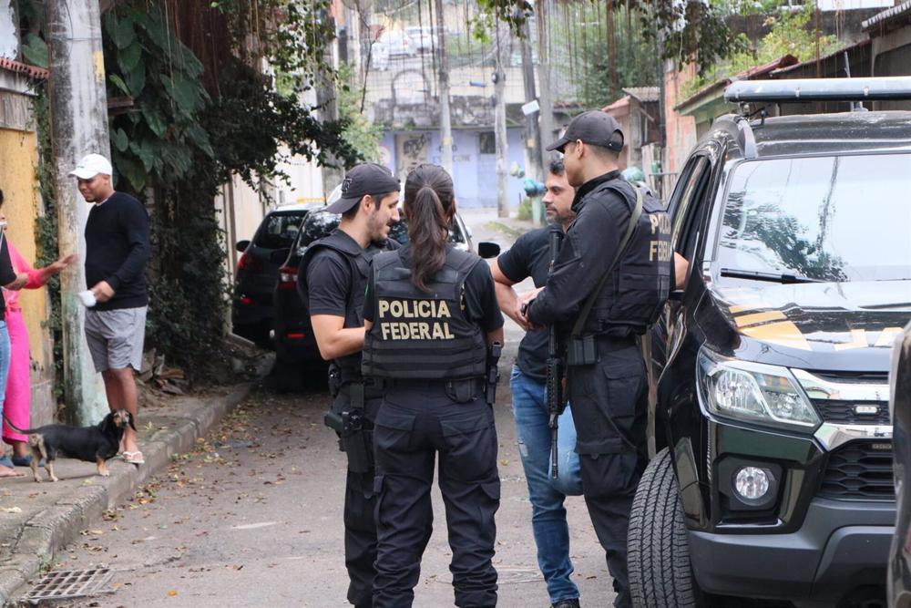 Archive - Federal Police in Brazil Archive