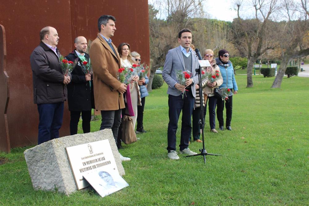 Homenaje a Ernest Lluch. Homenaje