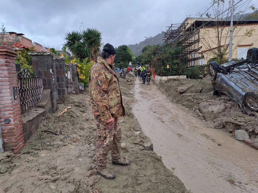 Estragos causados por el temporal en Casamicciola, en la isla de Isquia, Italia Estragos
