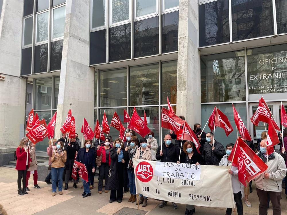 Archivo - Concentración del personal de Inspección de Trabajo el pasado mes de marzo Archivo