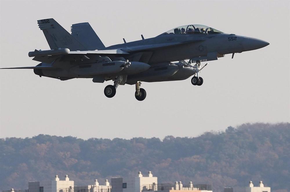 Un avion de guerre américain EA-18G Growler Un