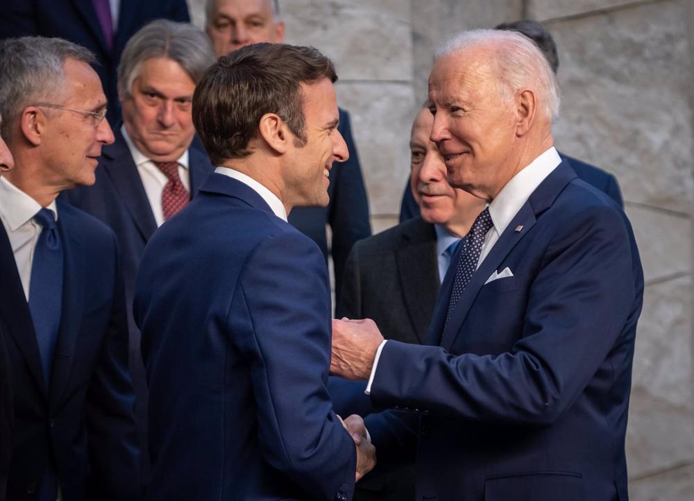Archivio - Il presidente francese Emmanuel Macron e il presidente degli Stati Uniti Joe Biden Archivio