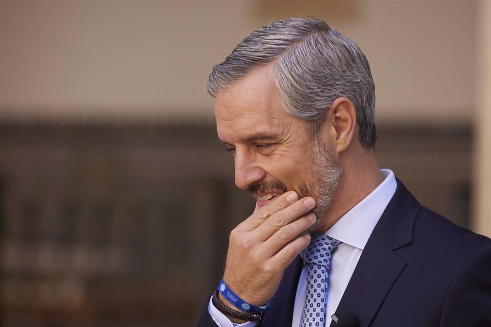 Archivo - El vicesecretarío de Economía del PP Nacional, Juan Bravo, valora las palabras de la ministra de Hacienda por las rebajas fiscales, a 29 de septiembre de 2022 en Sevilla (Andalucía, España). Archivo