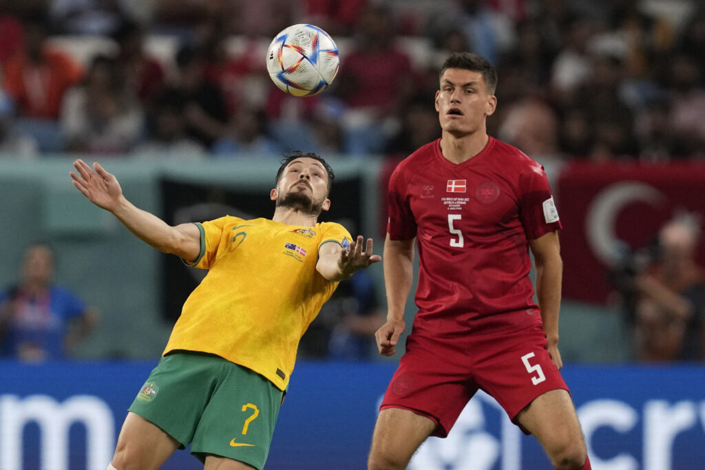 Dinamarca ya iba perdida Mathew Leckie, Joakim Maehle