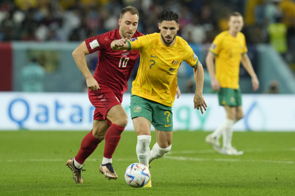 16 años después Mathew Leckie, Christian Eriksen