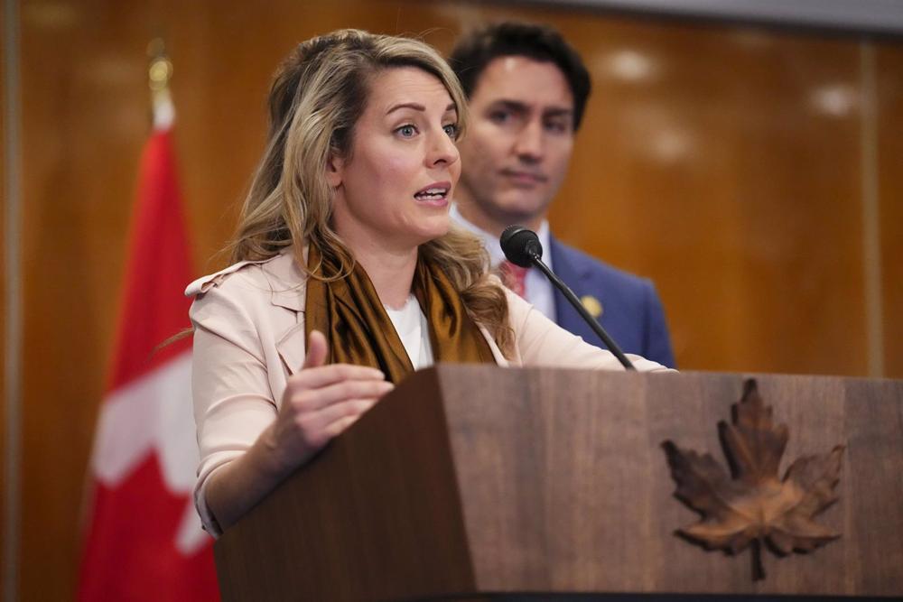 En primer término la ministra de Asuntos Exteriores de Canada, Melanie Joly. En
