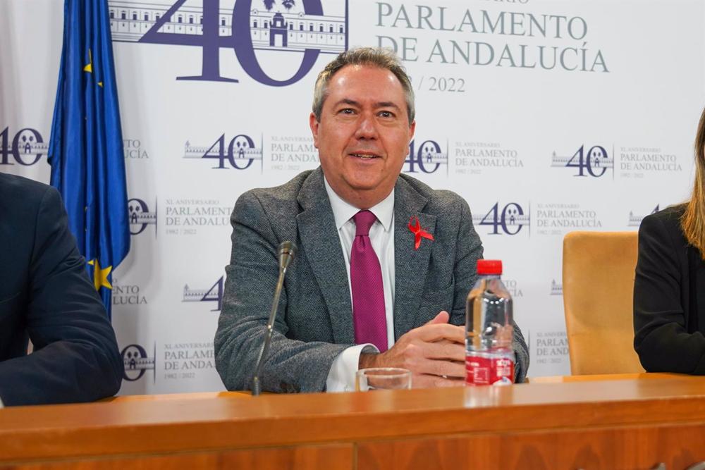 El secretario general del PSOE de Andalucía, Juan Espadas, en una foto de archivo en rueda de prensa. El