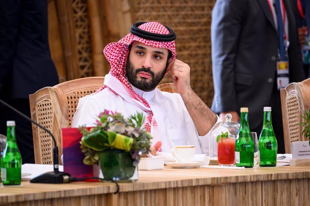 Il principe ereditario dell'Arabia Saudita Mohammed bin Salman durante il vertice del G20 in Indonesia. Il