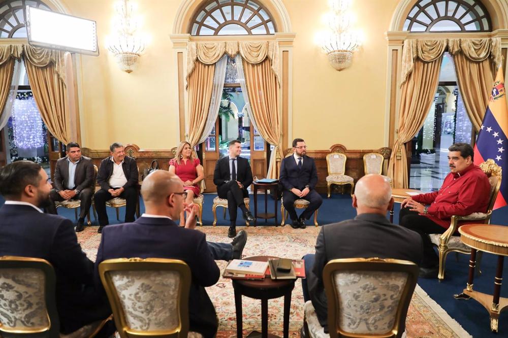 Venezuelan President Nicolás Maduro in talks with the opposition Venezuelan