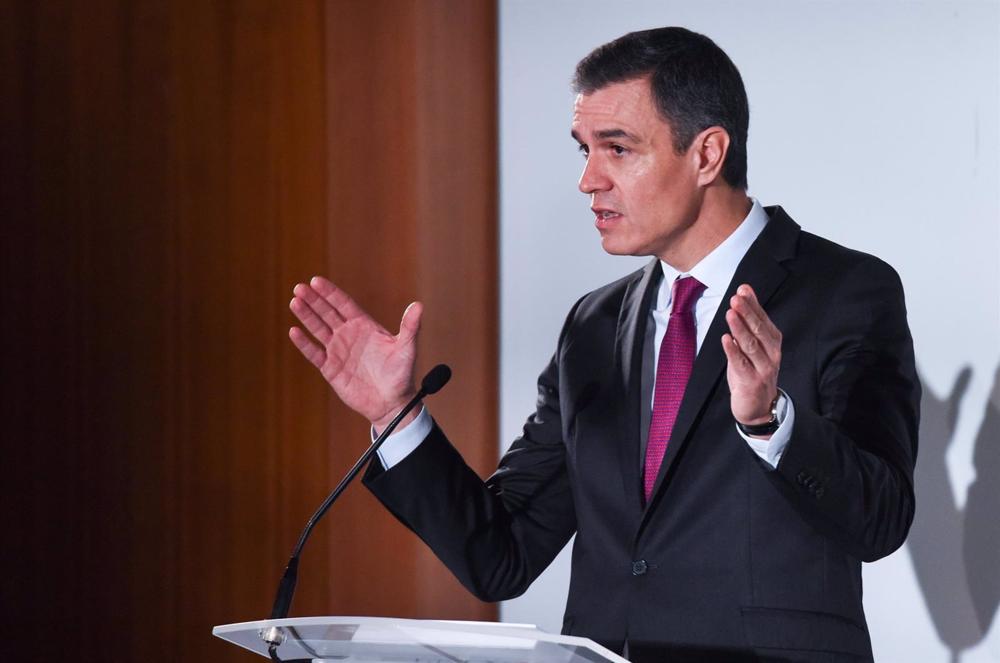 El presidente del Gobierno, Pedro Sánchez, interviene en la inauguración del acto de presentación del Pacto por la 'Generación Digital', en el Colegio Oficial de Arquitectos de Madrid, a 30 de noviembre de 2022, en Madrid (España). El