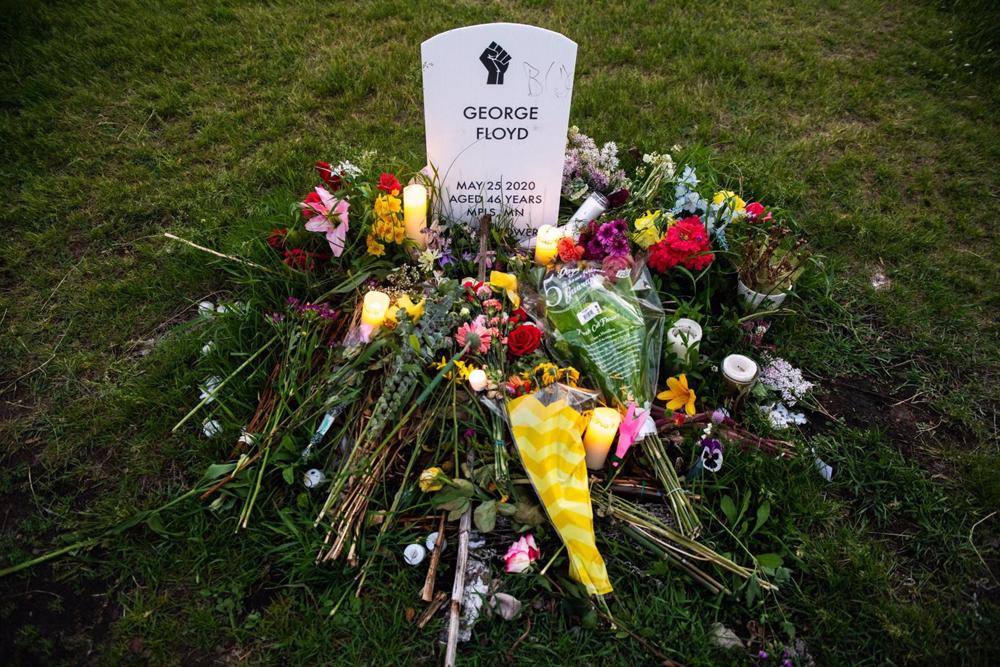 Archive - George Floyd's grave on the first anniversary of his death, January 25, 2021. Archive