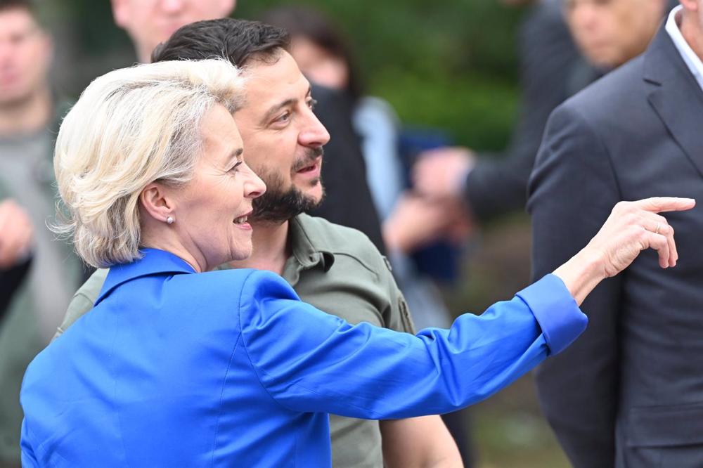 Archivio - La Presidente della Commissione europea Ursula von der Leyen e il Presidente dell'Ucraina Volodimir Zelenski Archivio