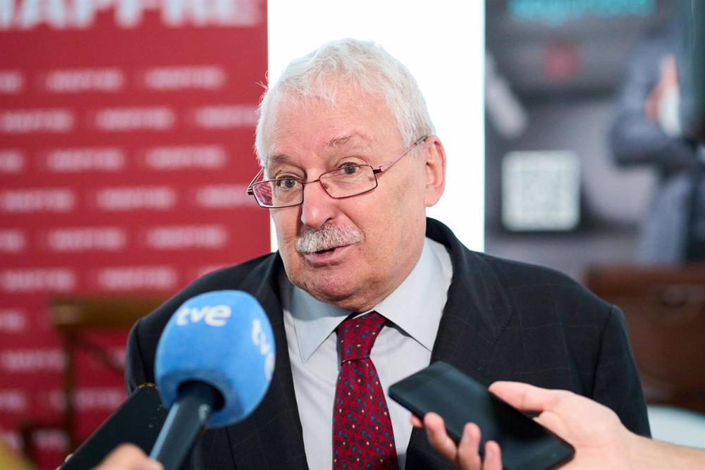 Archivo - El expresidente de la Comunidad de Madrid, Joaquín Leguina Archivo