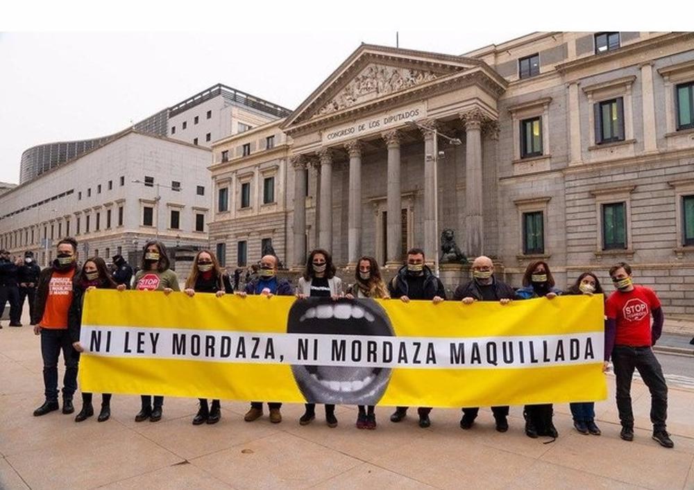 Archivo - Concentración frente al Congreso por la derogación de la Ley mordaza Archivo