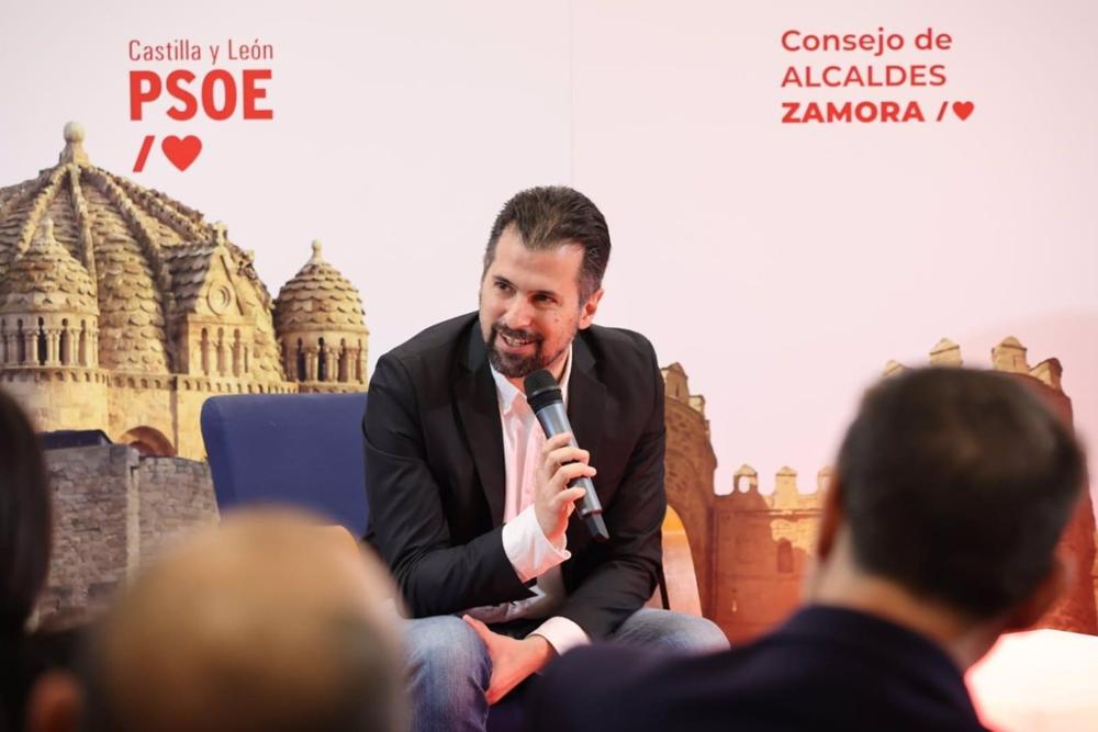 Luis Tudanca en el Consejo de Alcaldes del PSOE de Zamora Luis