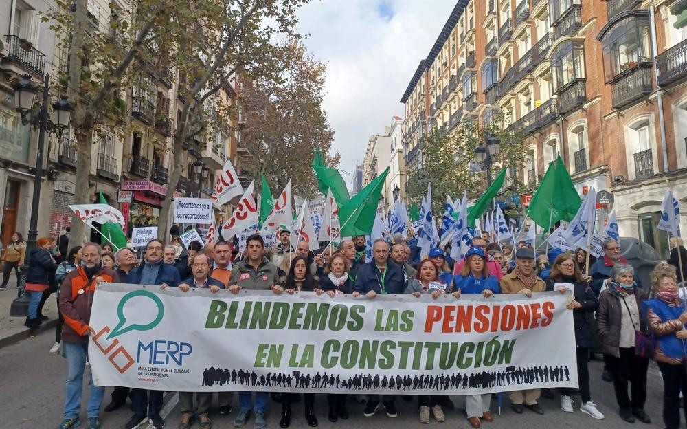 Manifestación por el blindaje constitucional de las pensiones, convocado por la MERP. Manifestación