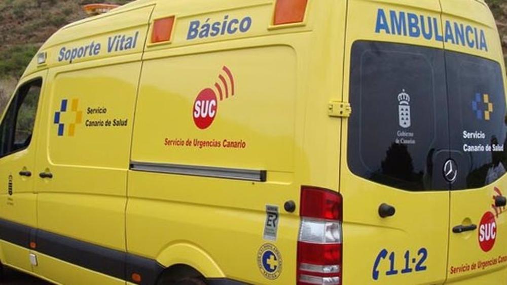 Archivo - Ambulancia del Servicio de Urgencias Canario (SUC) Archivo