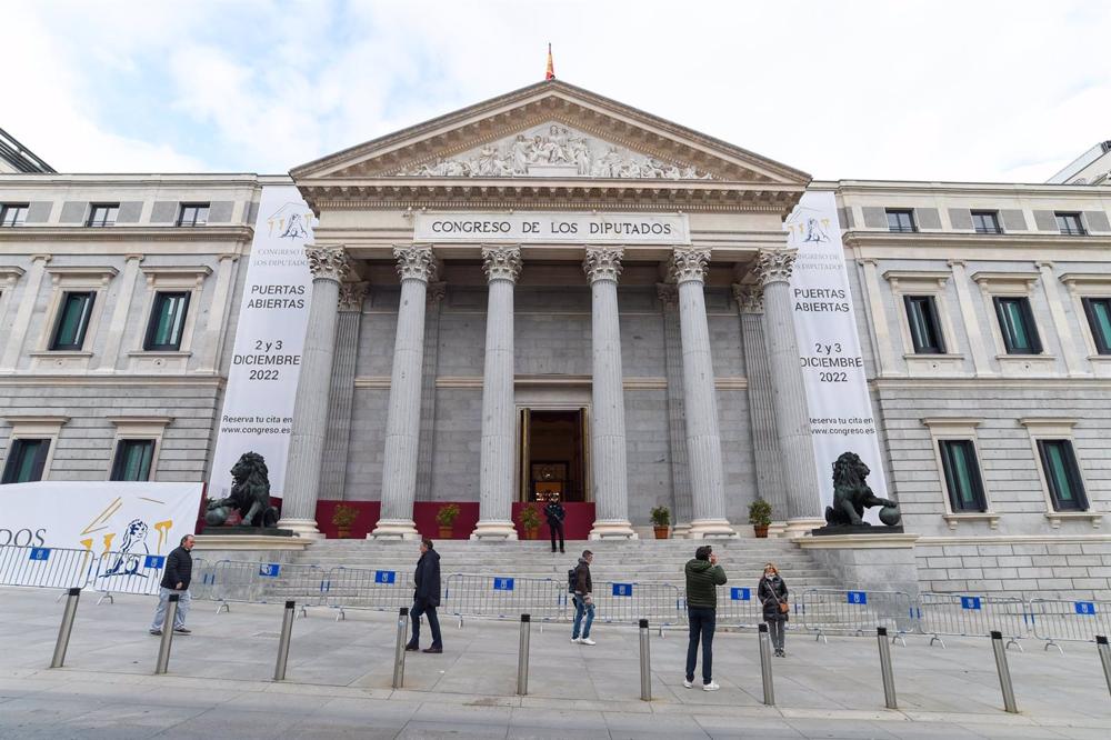 Fachada del Congreso de los Diputados en la 25 edición de las Jornadas de Puertas Abiertas Fachada