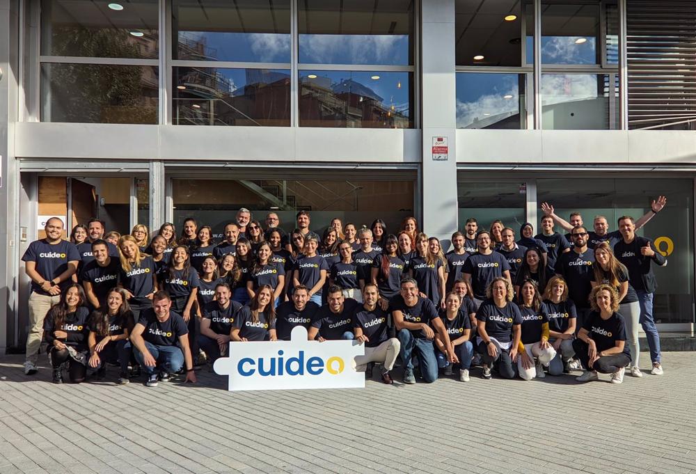 Parte del equipo de Cuideo Parte