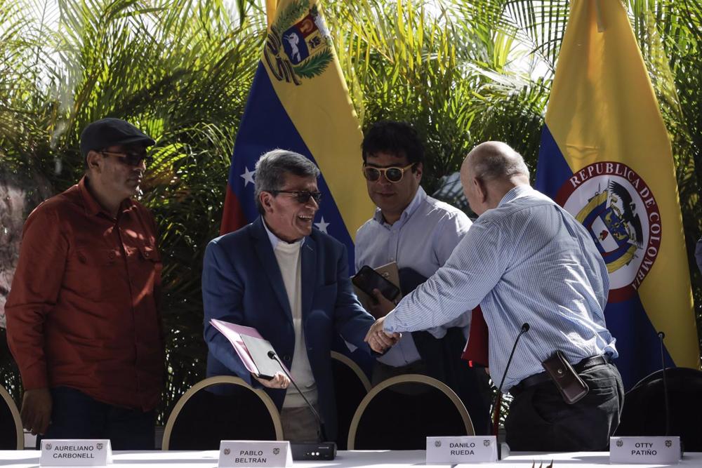 Négociations entre le gouvernement colombien et l'ELN au Venezuela Négociations