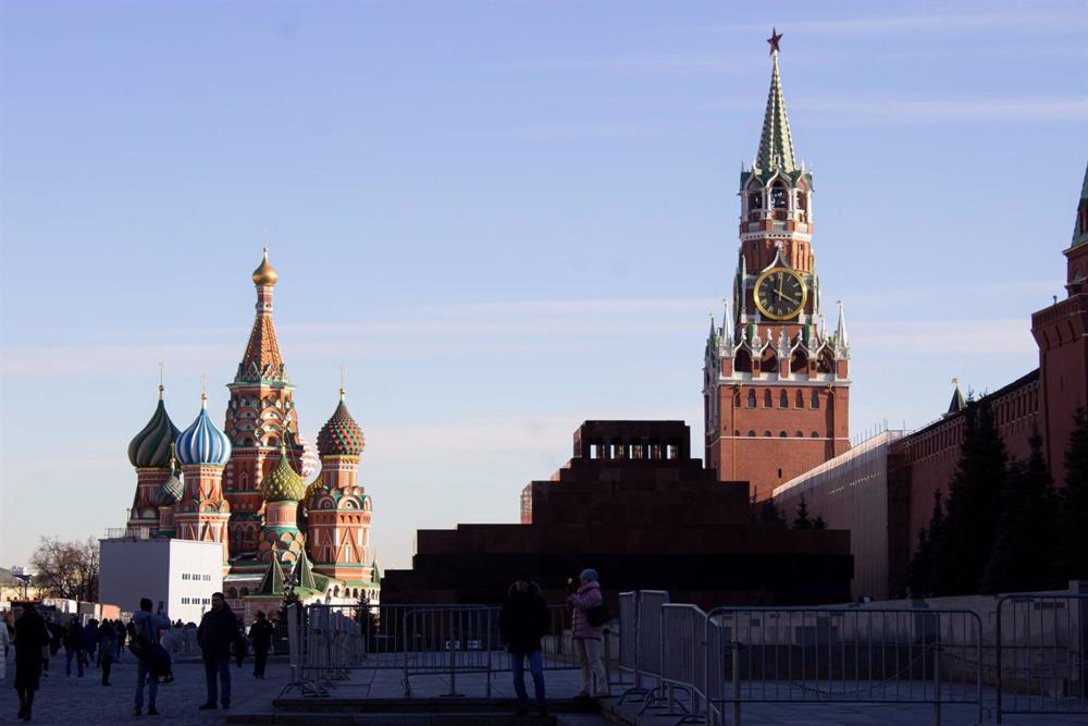 Archive - Exteriors of the Kremlin building next to St. Basil's Basilica Archive