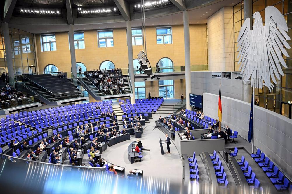 Gesamtansicht des Deutschen Bundestages (Bundestag) Gesamtansicht