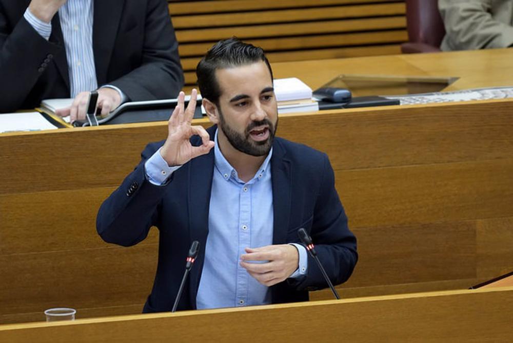 Archivo - El diputado socialista en Les Corts José Muñoz Archivo