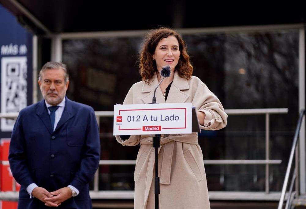 Isabel Díaz Ayuso, presidenta de la Comunidad de Madrid, en la presentación de la oficina móvil del Servicio de Atención e Información al Ciudadano 012 Isabel