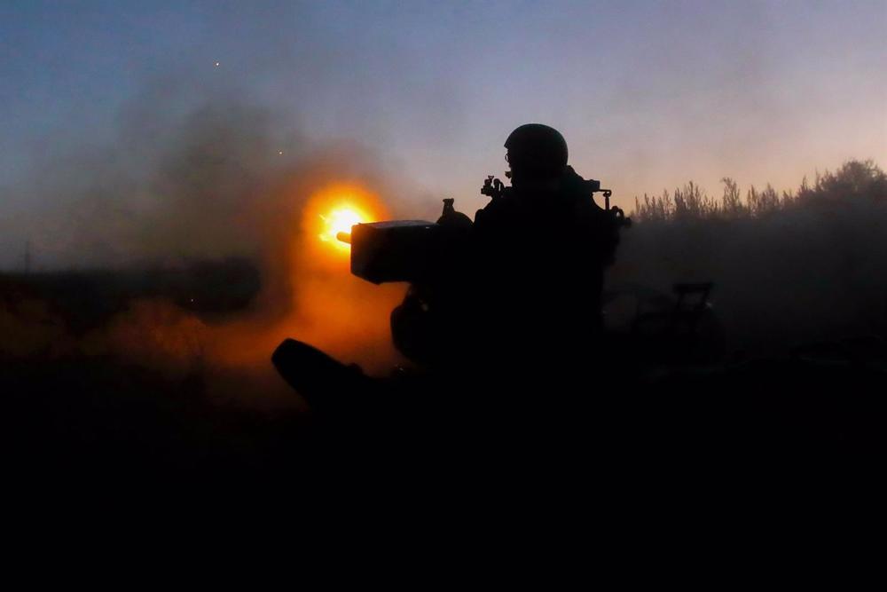 Archiv - Ukrainischer Soldat im Krieg mit Russland Archiv